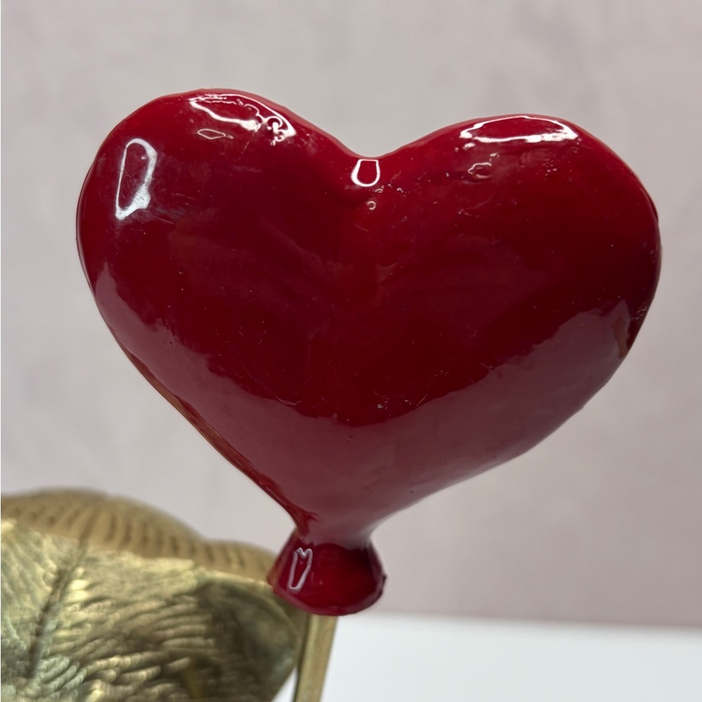 Gold Bear with Red Heart Balloon Figurine - Picture 12 of 13